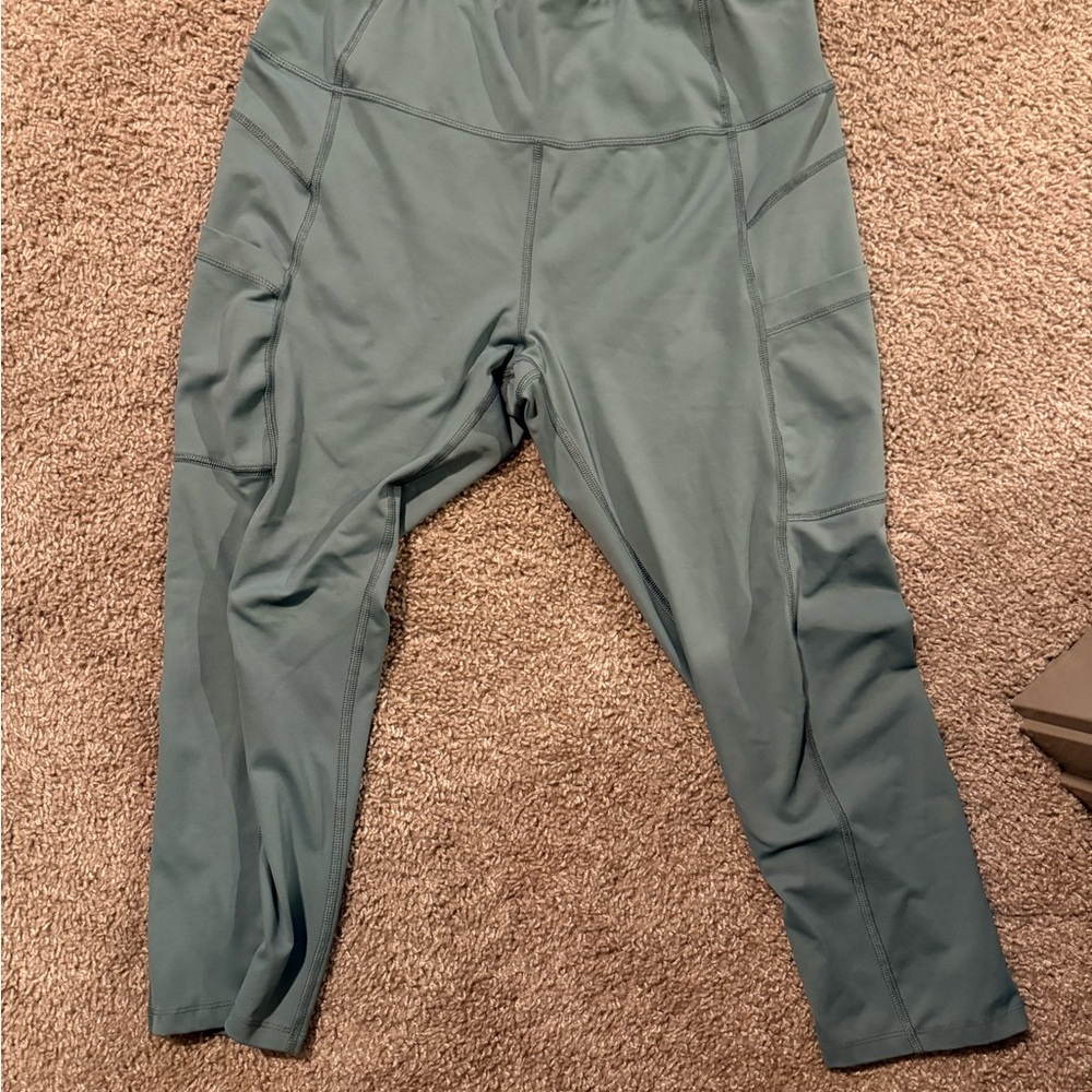 Capri Teal XL Leggings